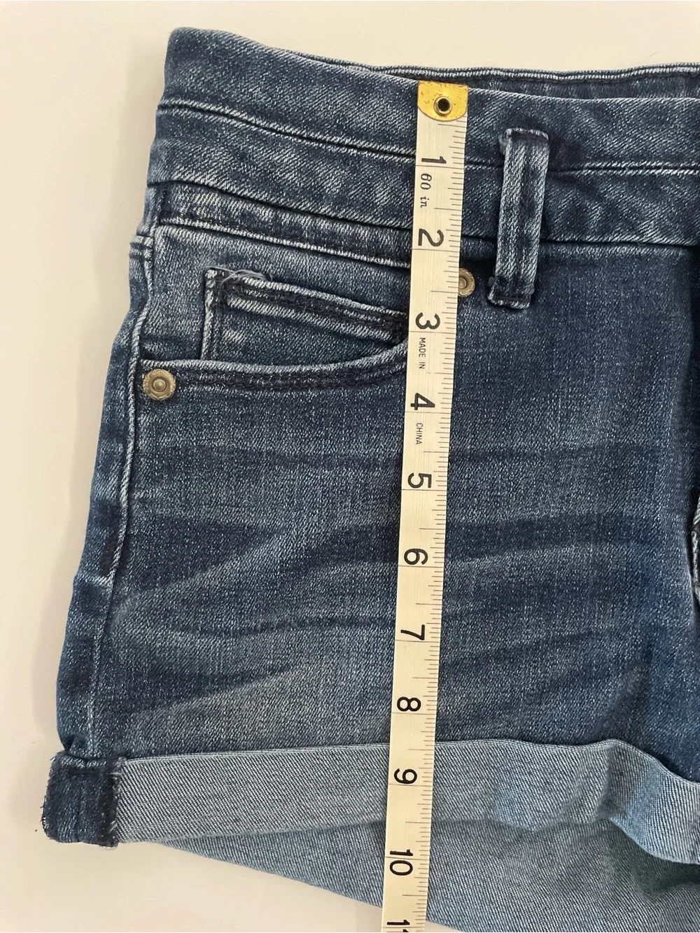 Candie's Dark Wash Low Rise Cuffed Jean Shorts Size 5